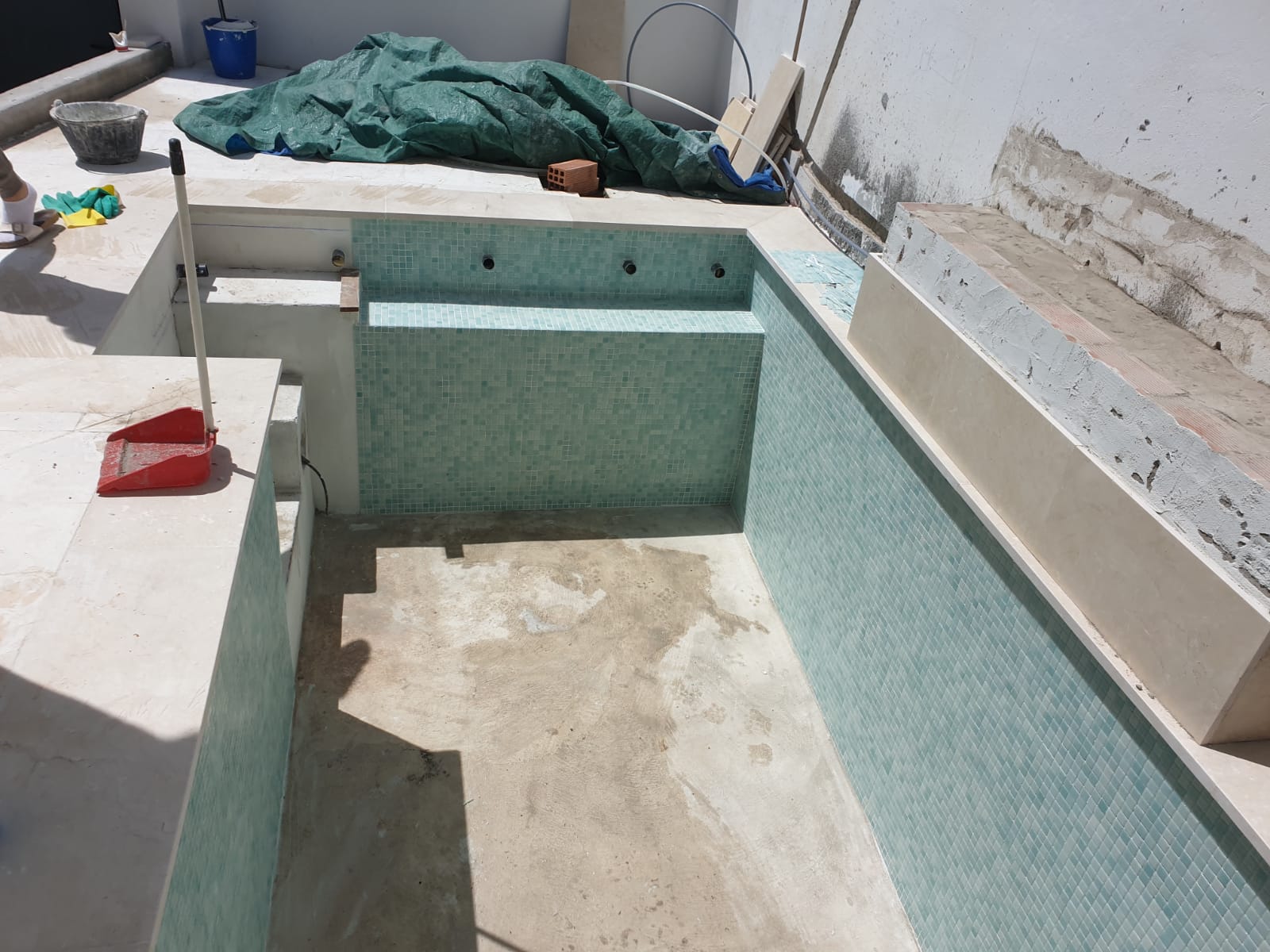 Neuer Pool 4