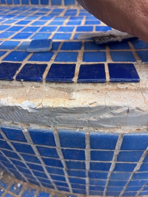 Poolreparatur 2